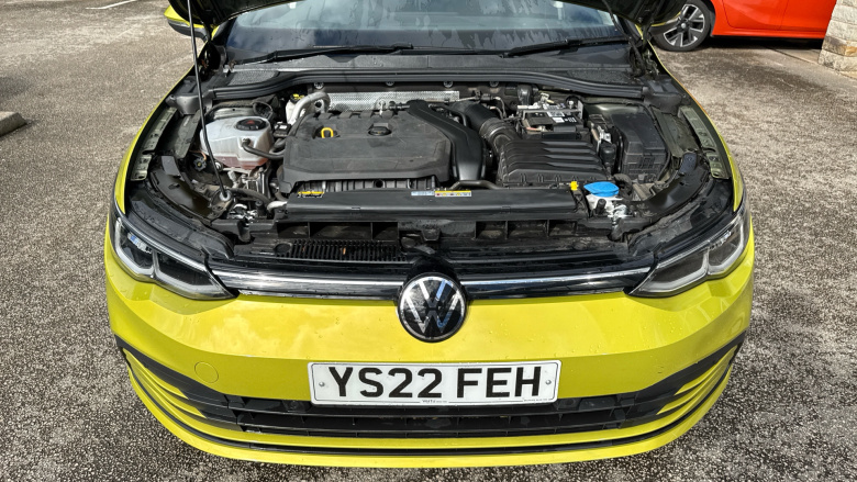 Volkswagen Golf 1.5 eTSI 150 Life 5dr DSG Petrol Hatchback